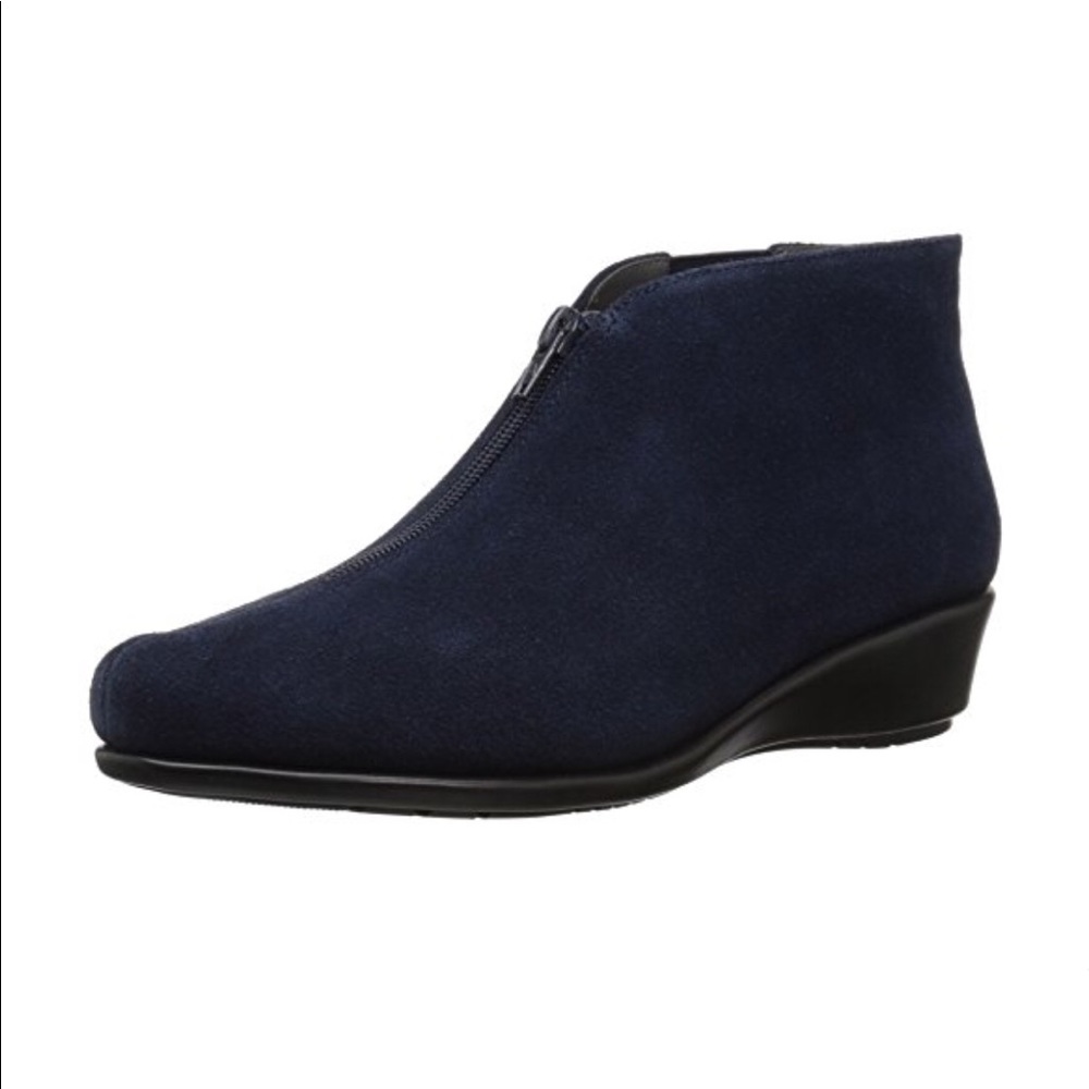 Aerosoles Women’s Ankle boots 11M & 8.5W